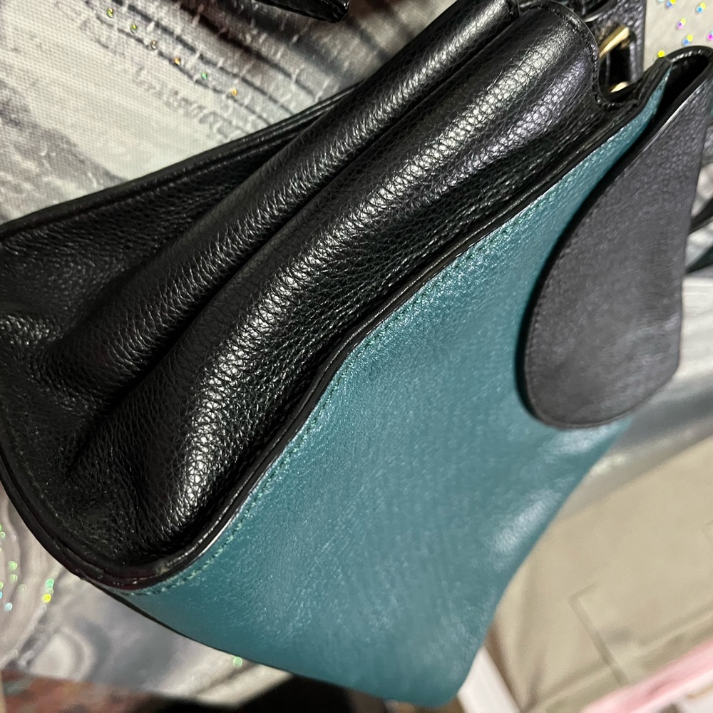 Kate Spade Saturday Handbag - Picture 5 of 9